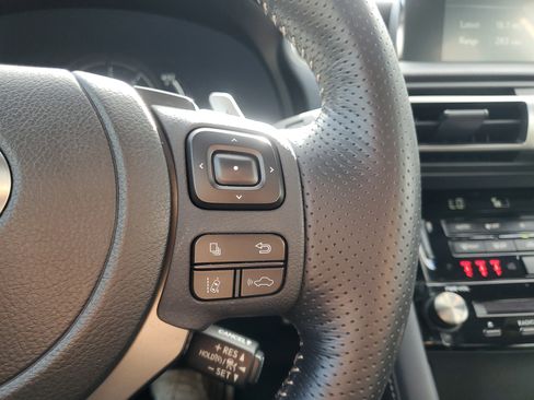 Certified 2022 Lexus IS 350 F Sport image 26