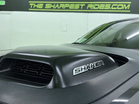 Used 2018 Dodge Challenger R/T RWD image 13