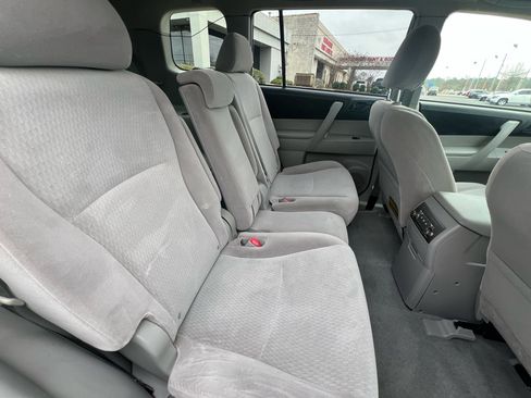 Used 2010 Toyota Highlander Limited image 38