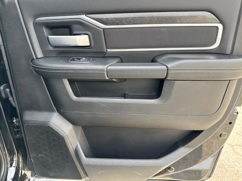 Used 2024 RAM 2500 Big Horn w/ Bed Utility Group image 16