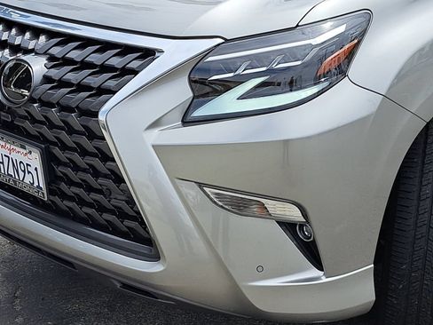 Used 2023 Lexus GX 460 Premium w/ Premium Package AWD/4WD image 32