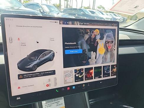 Used 2025 Tesla Model 3 Long Range image 34