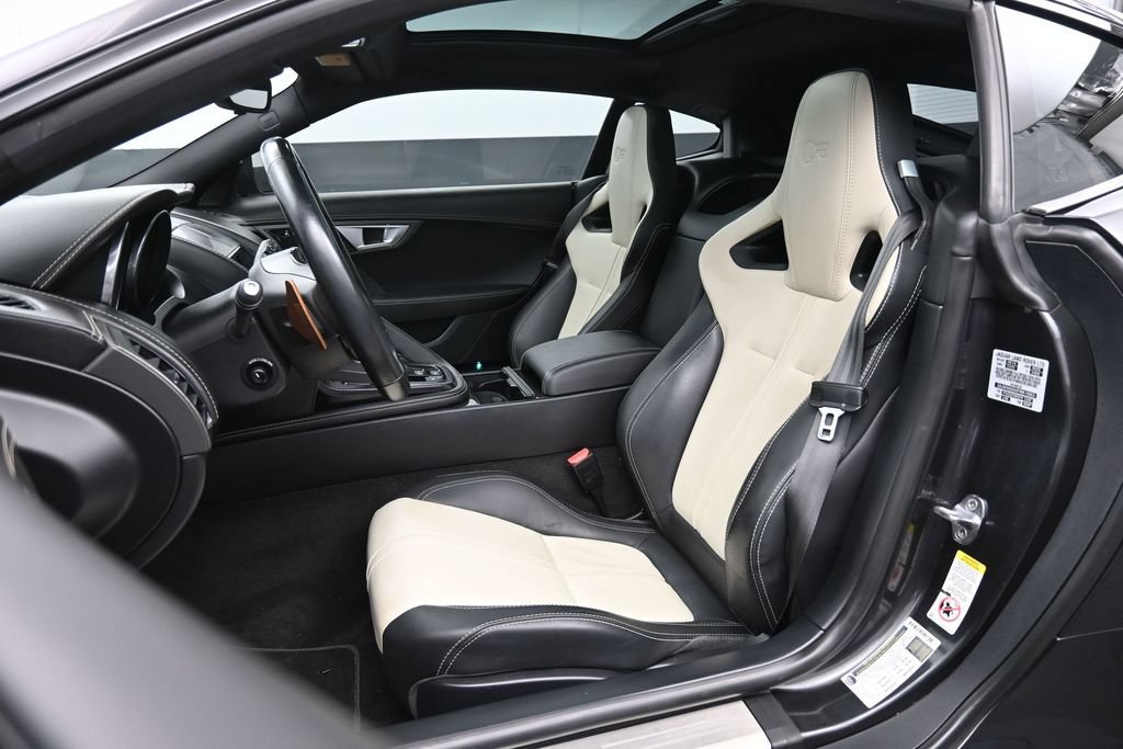 Used 2015 Jaguar F-TYPE R RWD image 18