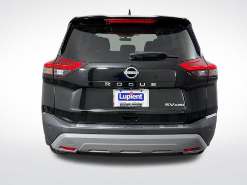Used 2023 Nissan Rogue SV AWD/4WD image 4