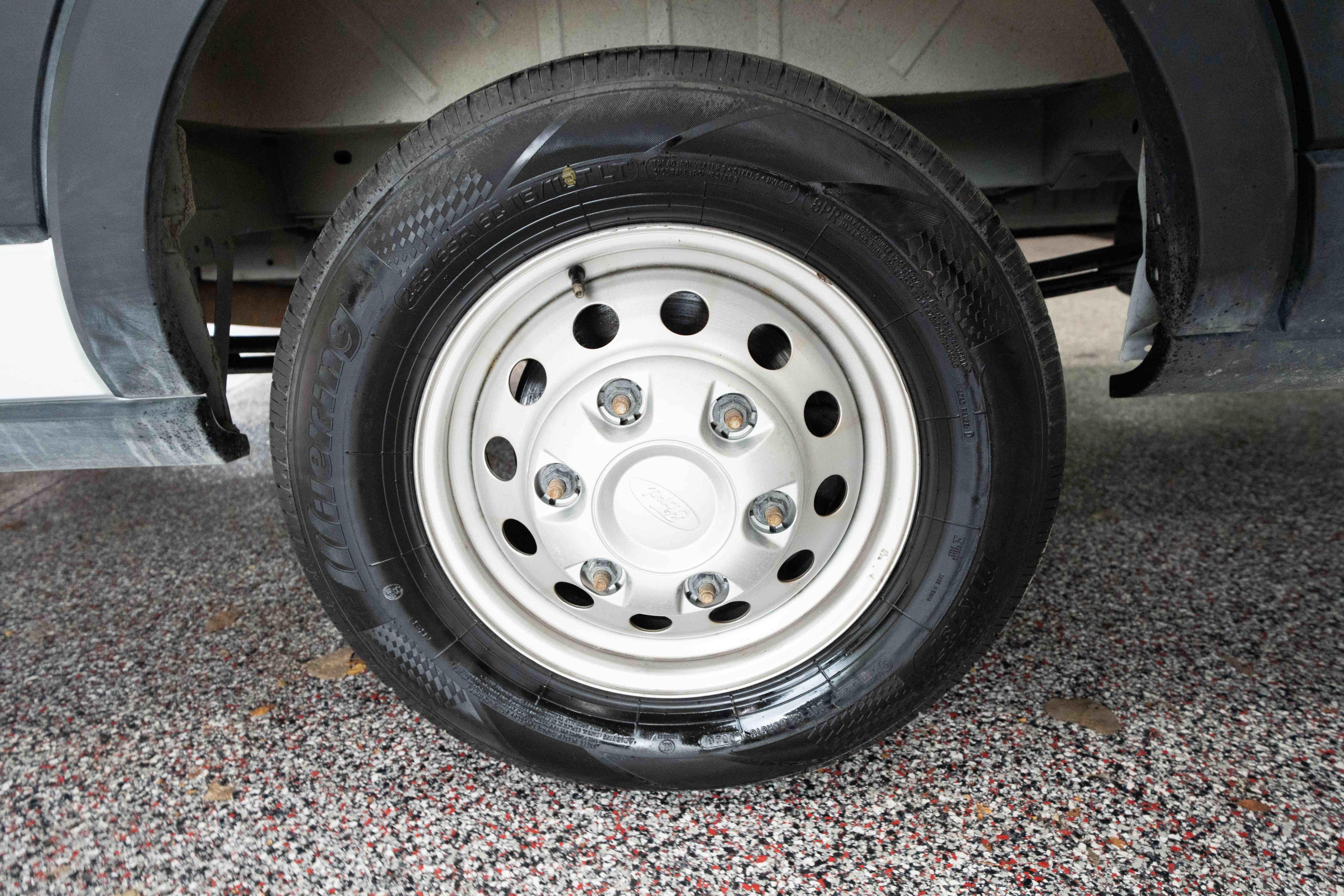 Used 2025 Ford Transit 250 148 High Roof Extended AWD w/ Load Area Protection Package image 31