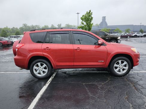 Used 2011 Toyota RAV4 Limited w/ Limited Extra Value Pkg AWD/4WD image 17