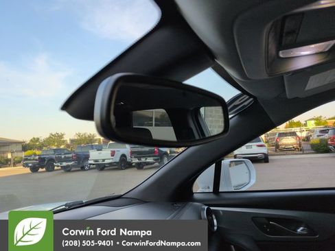 Used 2019 Chevrolet Blazer LT FWD image 21