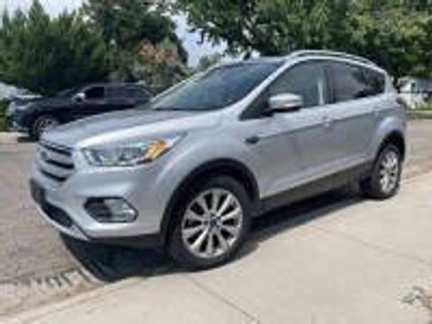 Used 2017 Ford Escape Titanium AWD/4WD image 6