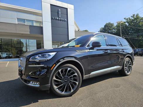 Used 2023 Lincoln Aviator Reserve w/ Equipment Group 201A AWD/4WD image 1