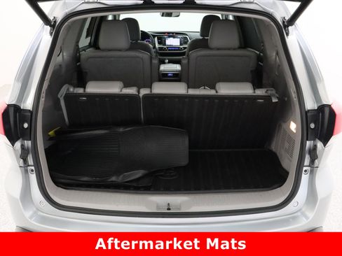 Used 2018 Toyota Highlander Limited image 37