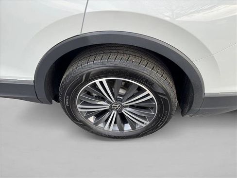 Used 2024 Volkswagen Tiguan Wolfsburg Edition image 9