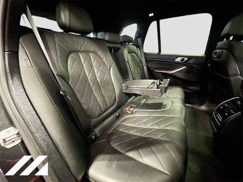 Used 2023 BMW X5 M50i w/ Climate Comfort Package image 31