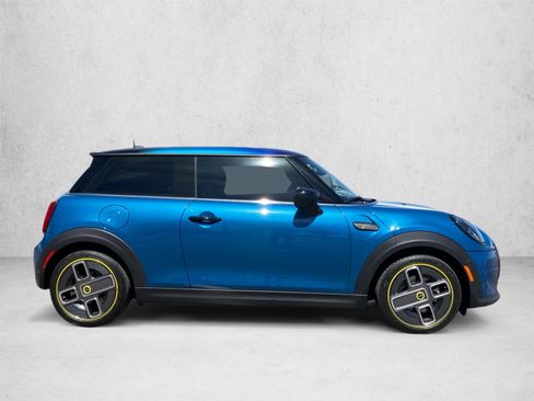 Used 2024 MINI Cooper SE FWD image 4
