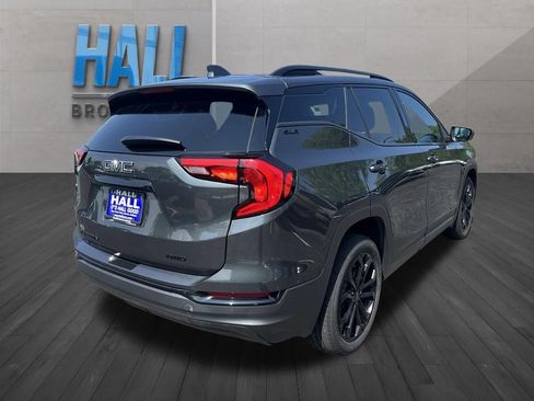 Used 2021 GMC Terrain SLE w/ Driver Convenience Package AWD/4WD image 5