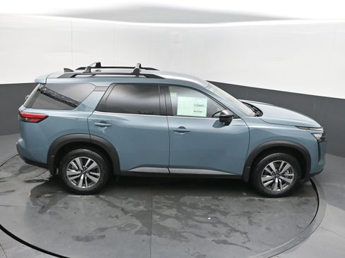 New 2026 Nissan Pathfinder SL image 38