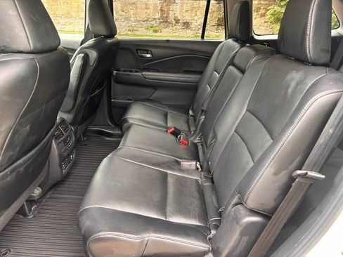 Used 2017 Honda Pilot Touring image 15