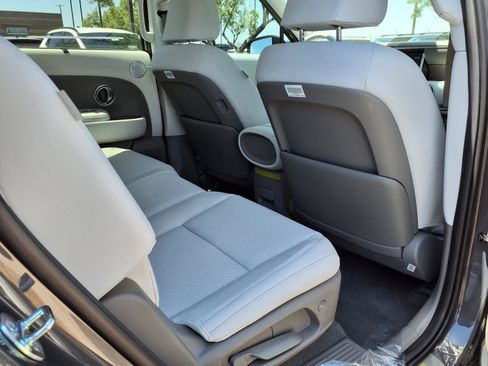 New 2026 Hyundai Palisade SEL FWD image 8