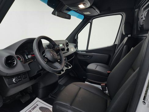 New 2025 Mercedes-Benz Sprinter 2500 image 11