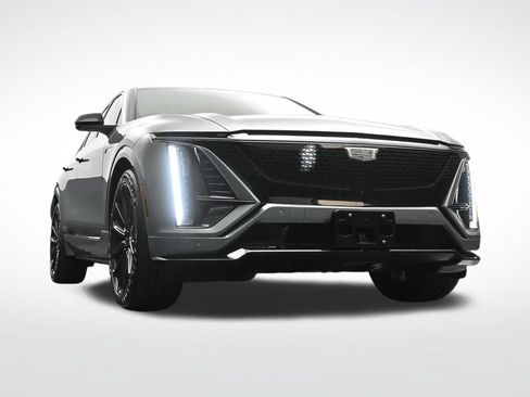 Used 2026 Cadillac Lyriq V w/ LPO, Floor Liner Package AWD/4WD image 30