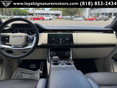 Used 2022 Land Rover Range Rover Long Wheelbase SE AWD/4WD image 23