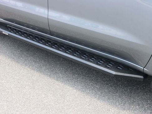 Used 2021 Chevrolet Silverado 1500 LT Trail Boss w/ Convenience Package II image 10