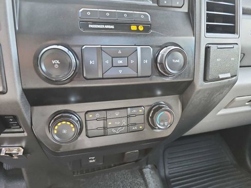 Used 2019 Ford F250 XL w/ XL Value Package AWD/4WD image 29