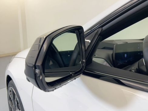 Used 2026 BMW 228i xDrive 228 xDrive w/ Technology Package image 19