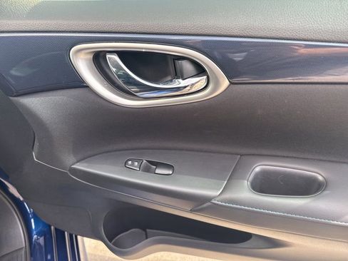 Used 2019 Nissan Sentra SR image 33