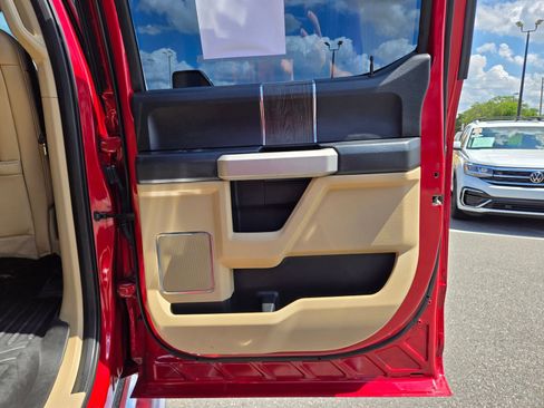 Used 2021 Ford F250 Lariat w/ Chrome Package image 40