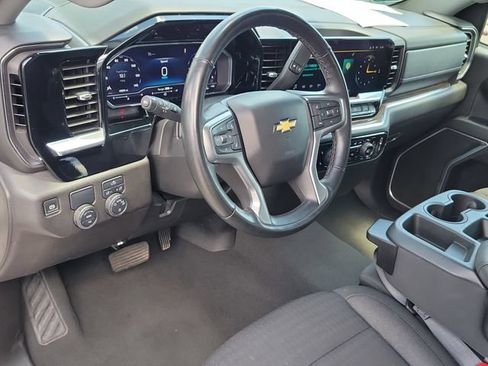Certified 2025 Chevrolet Silverado 1500 LT RWD image 18