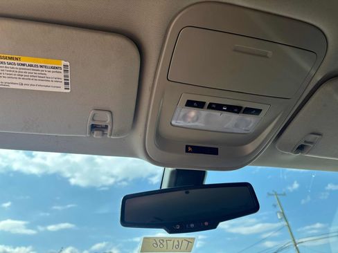 Used 2020 Chevrolet Colorado ZR2 image 19