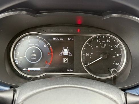 New 2025 Nissan Versa SV w/ Trunk Package image 25