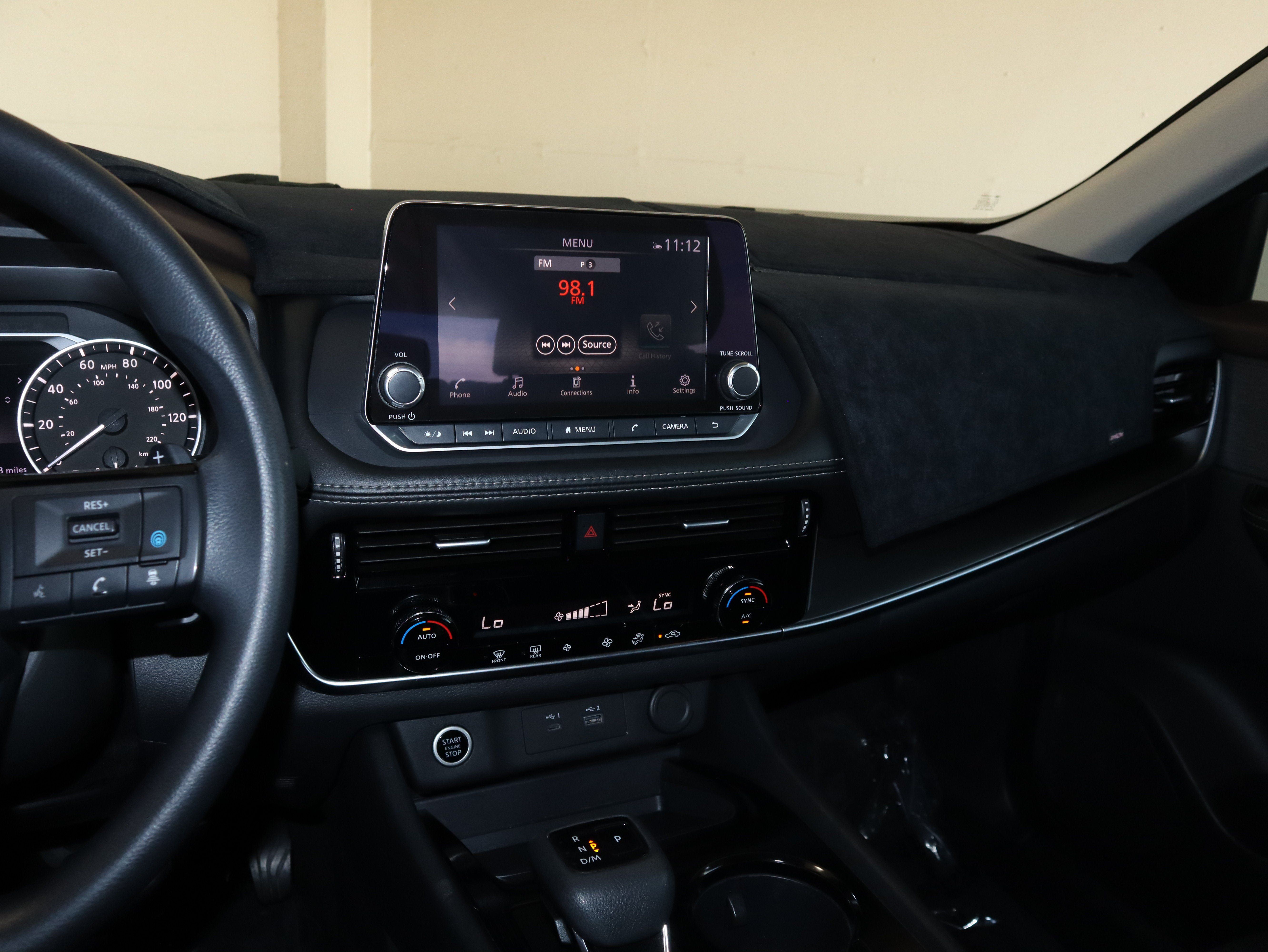 Used 2023 Nissan Rogue SV AWD/4WD image 26