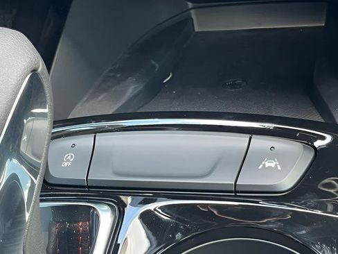 New 2026 Chevrolet Trax RS w/ Sunroof Package image 29