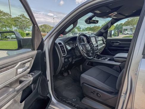 Used 2021 RAM 1500 Big Horn AWD/4WD image 12