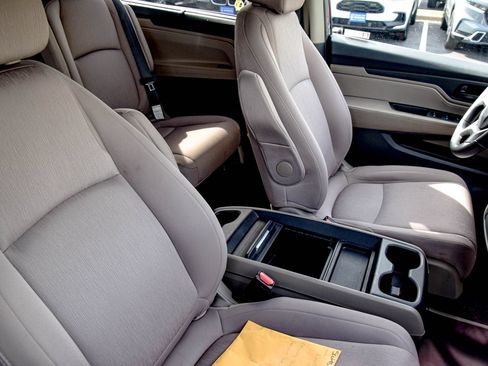 Used 2019 Honda Odyssey EX image 21