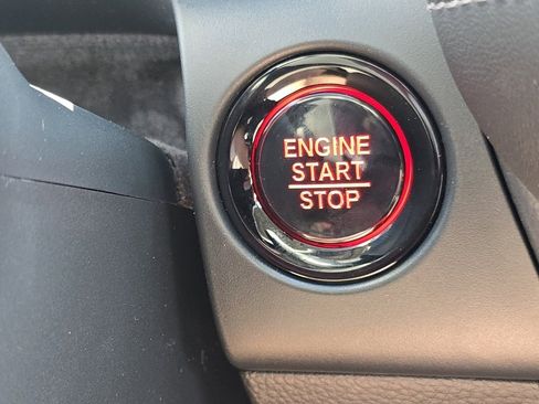 New 2026 Honda HR-V EX-L image 15