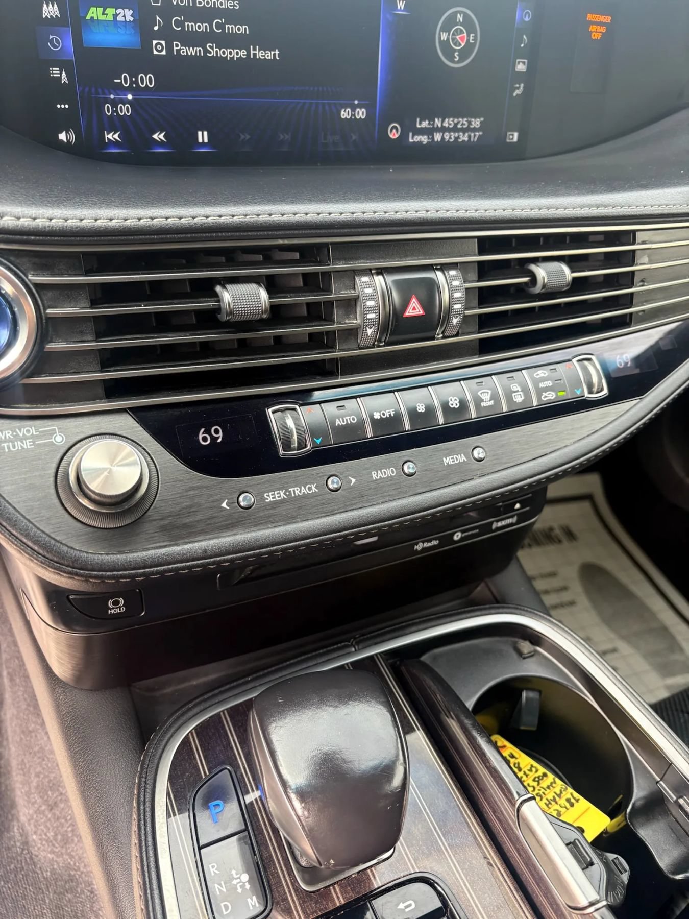 Used 2018 Lexus LS 500h AWD w/ Accessory Package (Z1) image 21