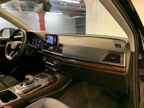 Used 2019 Audi Q5 2.0T Premium Plus w/ Premium Plus Package AWD/4WD image 52