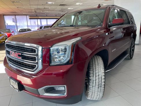 Used 2016 GMC Yukon SLT w/ HD Trailering Package image 3