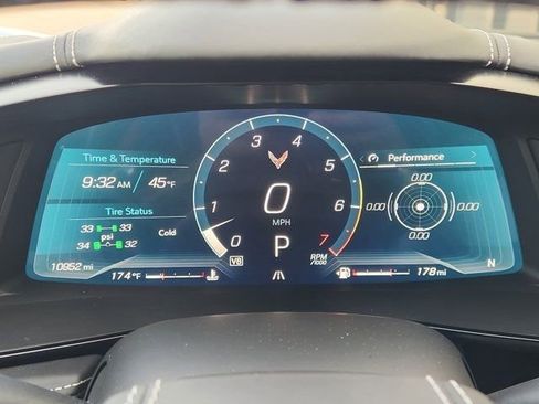 Used 2024 Chevrolet Corvette Stingray w/ Z51 Performance Package image 7