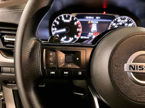 Used 2021 Nissan Rogue SV AWD/4WD image 17