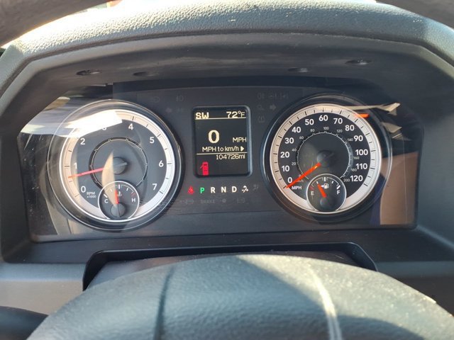 Used 2022 RAM 1500 Tradesman w/ Chrome Appearance Group RWD image 19
