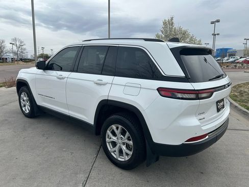 Used 2023 Jeep Grand Cherokee Limited AWD/4WD image 5
