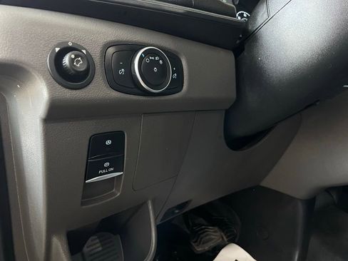 Used 2022 Ford Transit 150 Medium Roof image 24