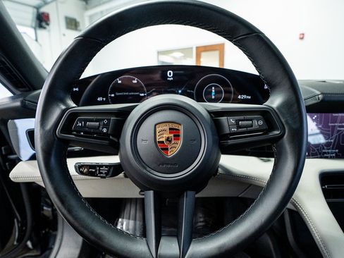 Used 2024 Porsche Taycan 4S w/ Premium Package image 37