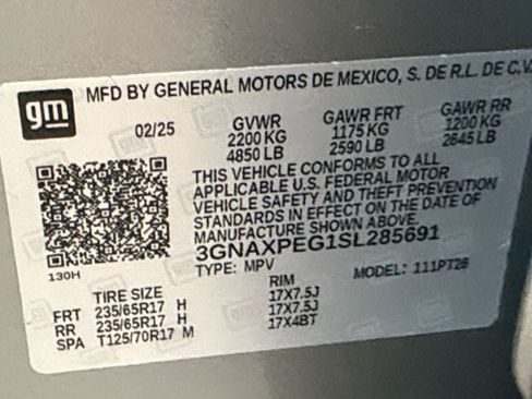 Used 2025 Chevrolet Equinox LT AWD/4WD image 28
