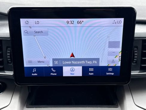 Used 2023 Ford Explorer XLT w/ Equipment Group 202A AWD/4WD image 31