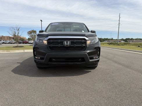 Certified 2025 Honda Ridgeline RTL image 13