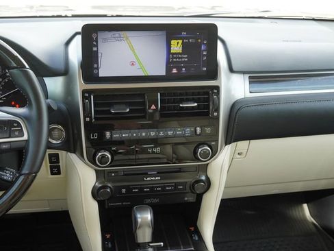 Used 2023 Lexus GX 460 Premium AWD/4WD image 15